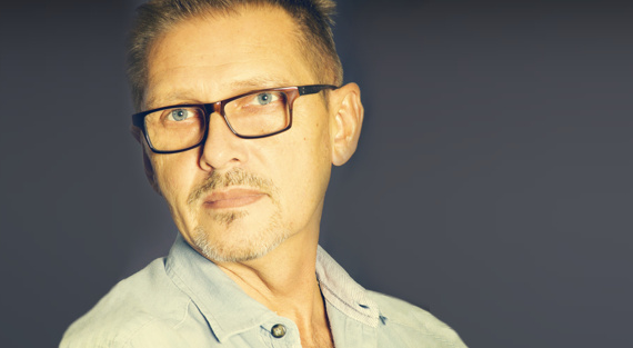 Главный художник, заслуженный деятель Республики Казахстан, лауреат Госпремии Республики Казахстан КУЖЕЛЬ ВЛАДИМИР ИВАНОВИЧ Главный художник, заслуженный деятель Республики Казахстан, лауреат Госпремии Республики Казахстан КУЖЕЛЬ ВЛАДИМИР ИВАНОВИЧ